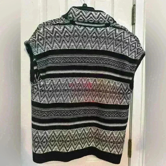 Like New Chaps Western Sweater Vest Size xL - Picture 3 of 6